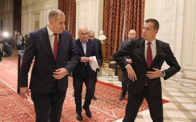 PSD forțează un nou Guvern în Parlament: Ce fac PNL, USR și AUR?