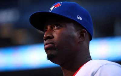 Jucătorul de baseball Jesus Sanchez, lovit de o minge aruncată de un fan