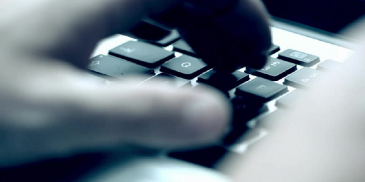 UE: Aproape jumătate dintre internauți au văzut mesaje ostile online în 2025