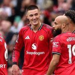 Manchester United vs Liverpool LIVE: Premier League live text updates, team news, stats & head-to-head