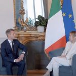 Peter Magyar, la braț cu Giorgia Meloni: „Trăiască prietenia italo-ungară!”