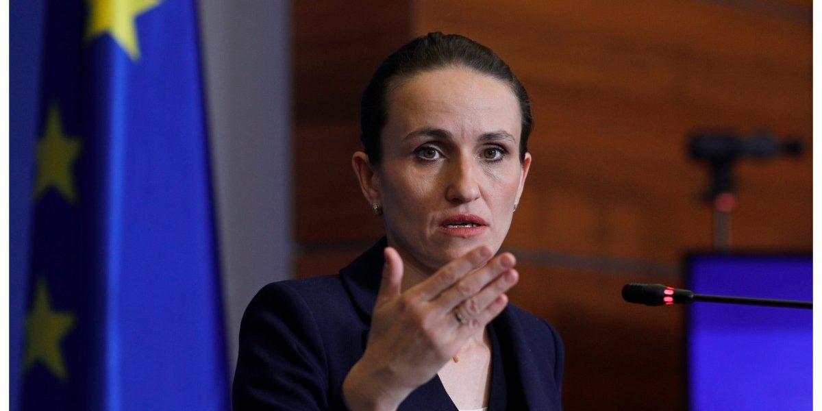 ȚOIU despre arhivele MAE: „E timpul să înțelegem tranziția”