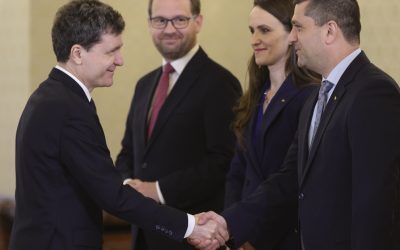 Consultări Cotroceni: UDMR negociază cu Nicușor Dan. Velculescu, premier?