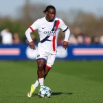 PSG - Brest : à 17 ans il hérite du poste d'Hakimi et Zaïre-Emery ce soir au Parc