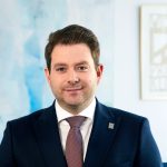 Pacienții străini, până la 50% din clienții clinicii lui Thomas Ebm