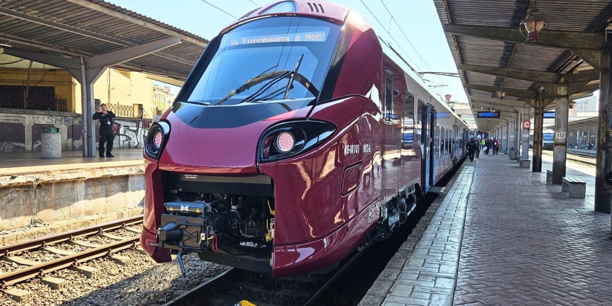 CFR dă startul „Trenurilor Soarelui 2026”: Cât faci până pe Litoral