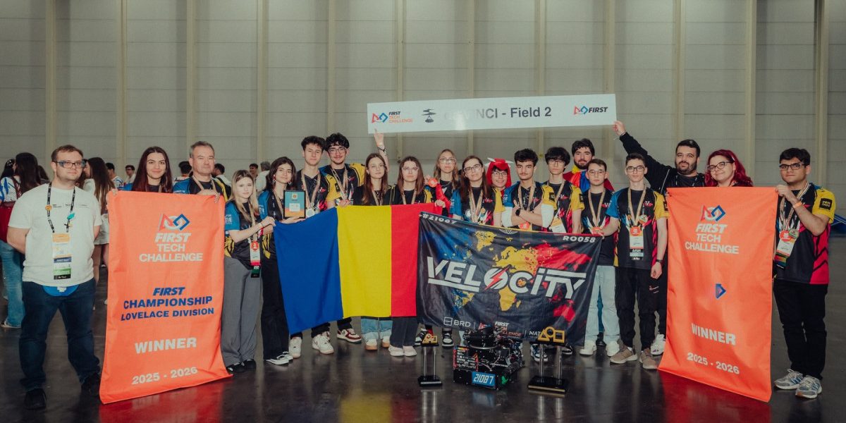 Tineri români fac furori la Mondialul de robotică din SUA, Nicușor Dan, mândru