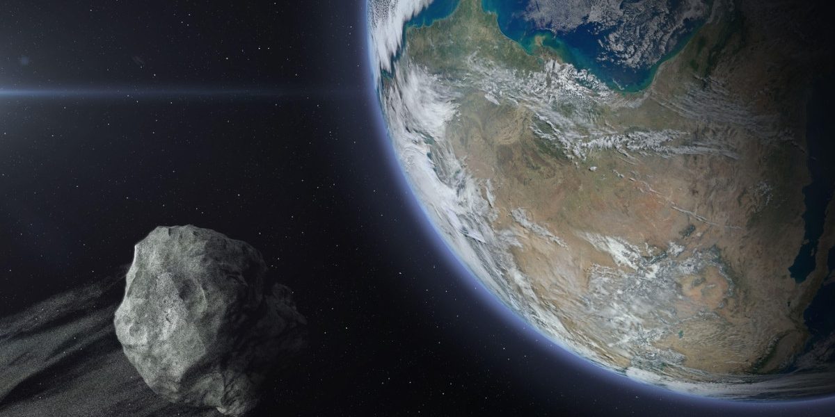 Asteroid URIAȘ, inedit, trece luni pe lângă Pământ: Vezi spectacolul online