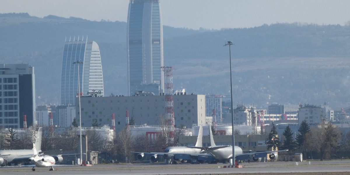 Bulgaria, ripostă la SUA: Limitează accesul avioanelor militare americane