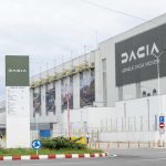 Dacia, ultimatum la Mioveni: Renunță la extindere pentru profit. Șeful, azi la Bolojan