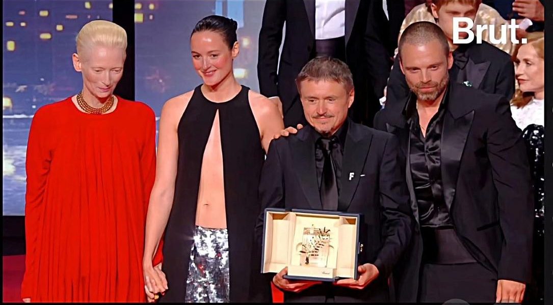 Mungiu, dublu Palme d’Or: Regizorul face istorie pentru România!