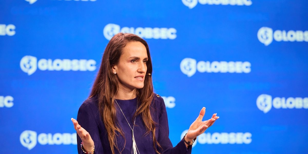 Oana Țoiu, la Praga: România, pionier în cooperare și securitate regională