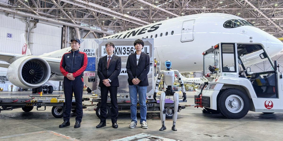 Roboți umanoizi, testați într-un aeroport din Japonia: Ce rol inedit au