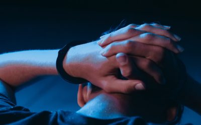 Bărbat, reținut în Alba: Folosea identitatea unei persoane decedate pentru explozivi