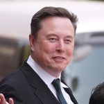 Musk susține filmul controversat despre justiția vigilentă anti-imigranți