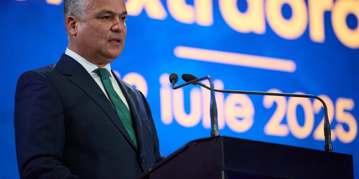 Neacșu, miniștri plagiatori. Ciolacu, Thuma pun oamenii la finanțe