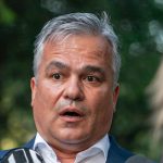 Veștea copiază Grindeanu: Închide Facebook-ul din motive suspecte