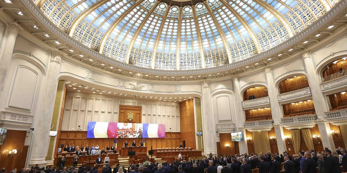 Parlament: Jaloane PNRR de rezolvat în ședințe extraordinare
