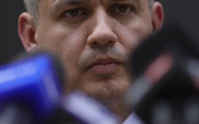 Tomac caută voturi pentru guvernare în Parlament