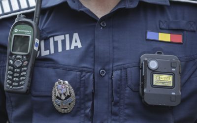 Focuri în Centru: Doi traficanți de droguri, prinși de polițiști