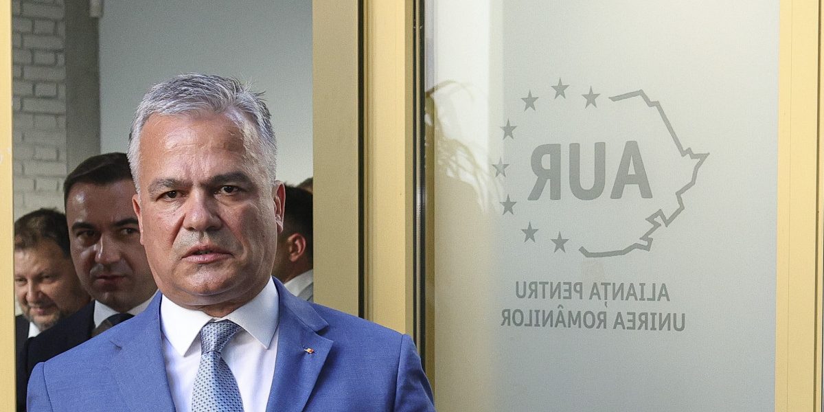 Votul pentru Guvernul Veștea, blocat. Nicușor Dan, cerut de Simion la AUR