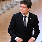 Nicușor Dan le cere partidelor să vină cu propuneri pentru un guvern minoritar