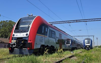 Trenurile noi, albe ca neaua, pălesc în soare la București