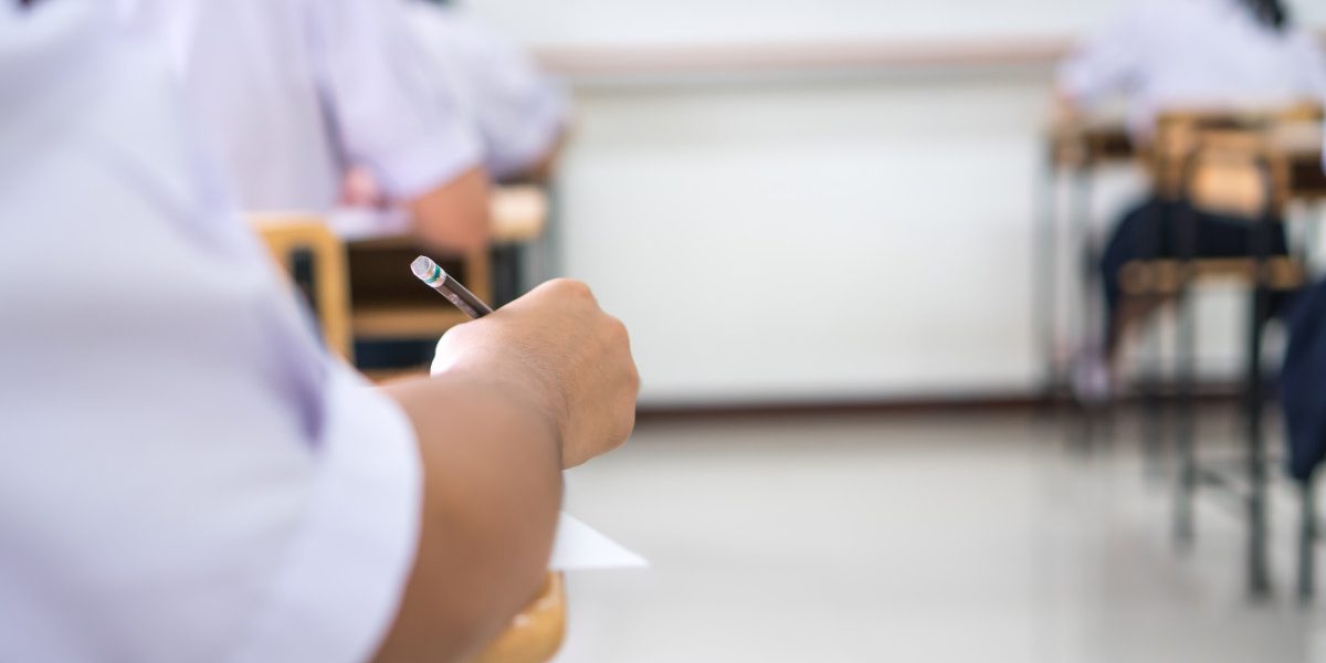 BAC 2026: Româna, prima probă. Ce cerințe așteaptă candidații