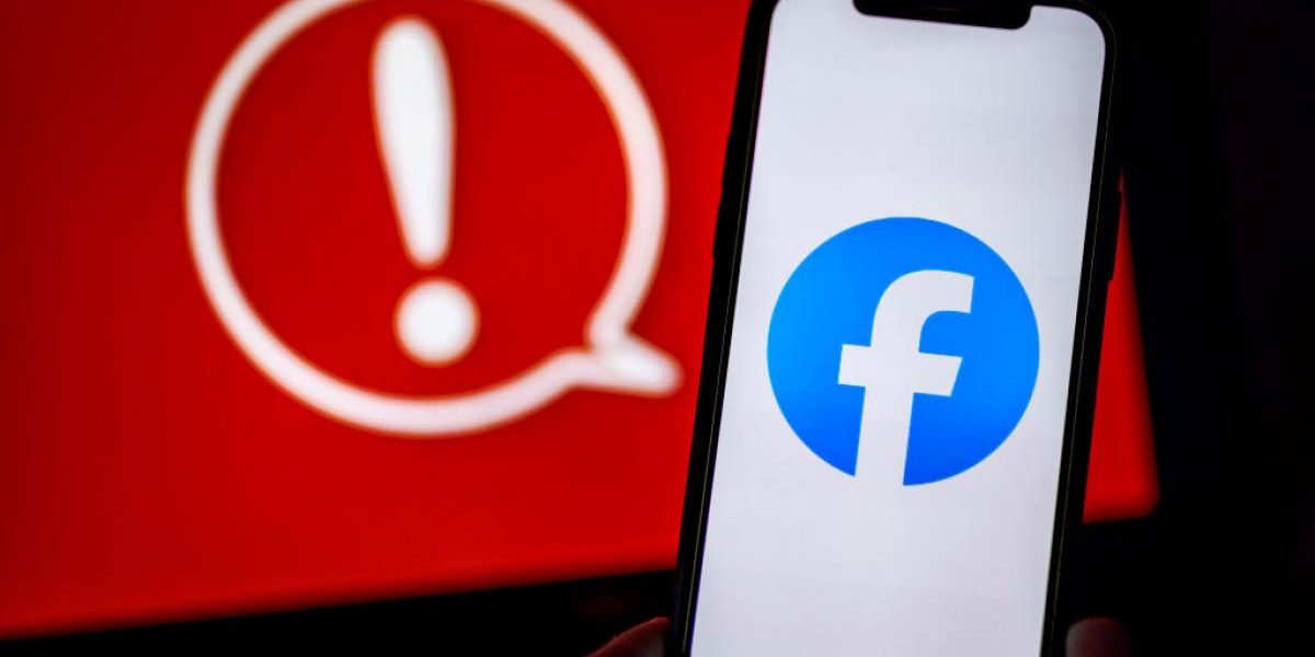 Facebook, offline: Românii, blocați în rețeaua socială