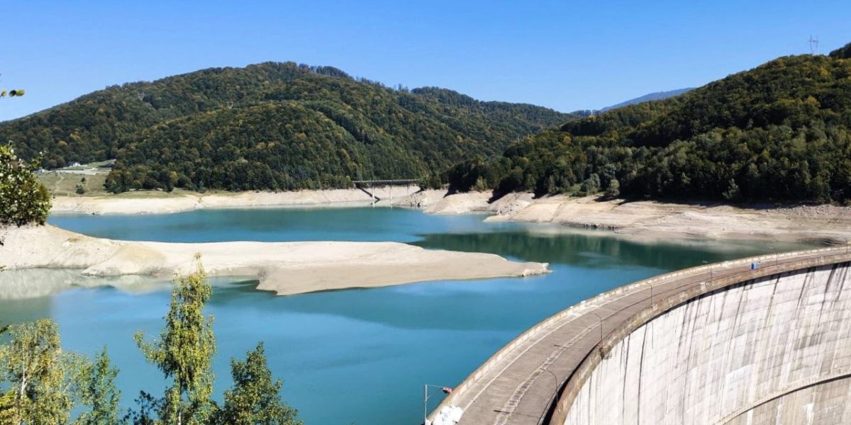Prahova, apă nouă: 32 mil. Lei din Fondul de Rezervă pentru surse alternative