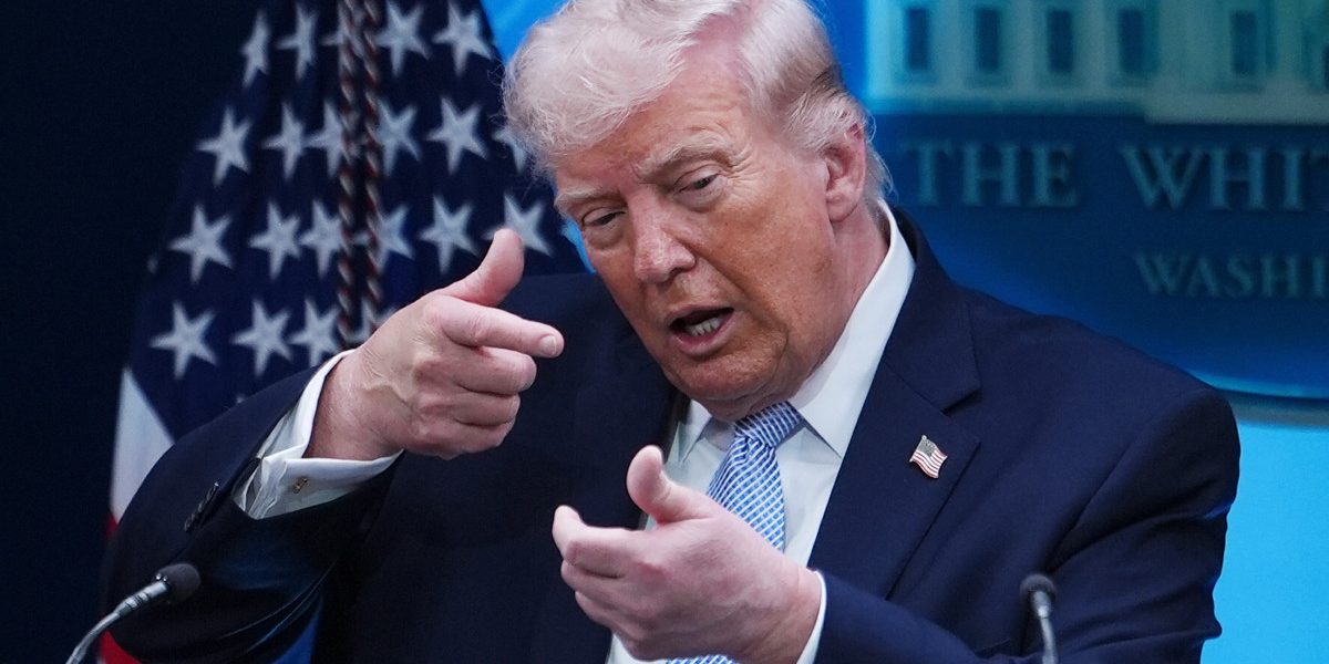 Biden face 80 de ani, dar vârsta lui Trump îi îngrijorează pe medici