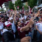 Fani fericiți la Mondiale: Statul le-a plătit chartere și cazare de lux