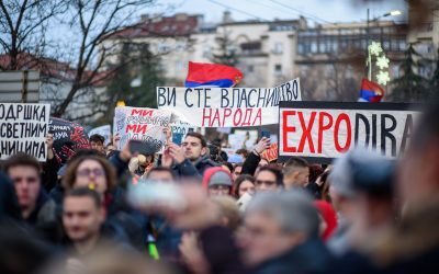 Serbia în fierbere: Vucic pleacă, protestul continuă