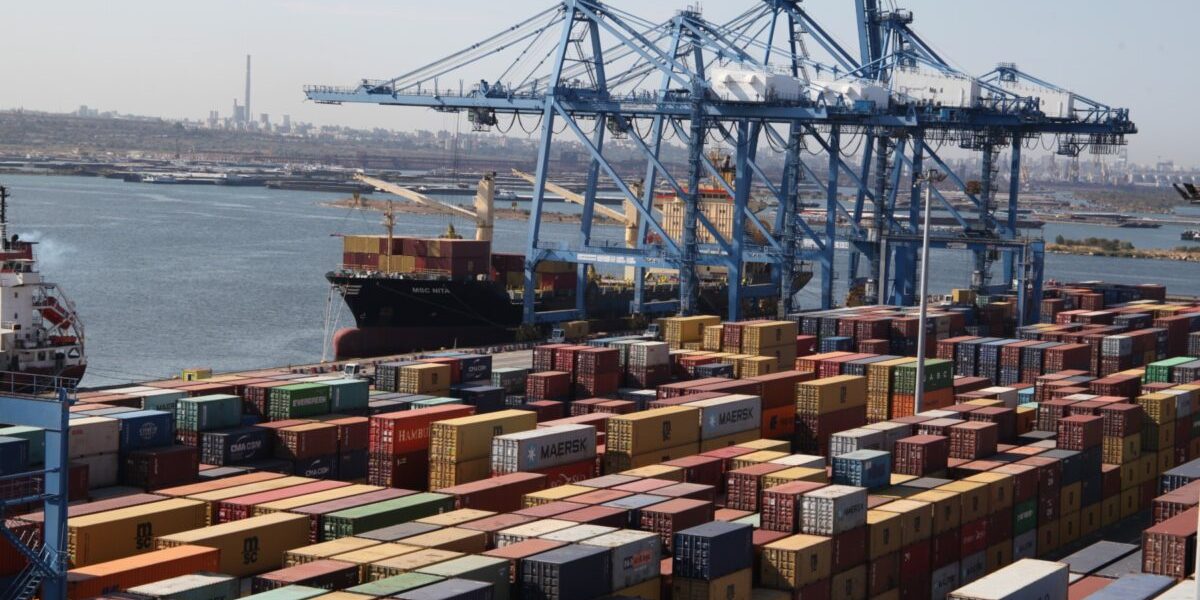 Miruță: Nave sancționate, scandal în Portul Constanța