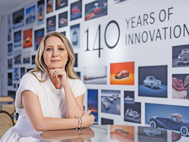 Sabina Rugină, Mercedes-Benz: Secretul pieței auto din est
