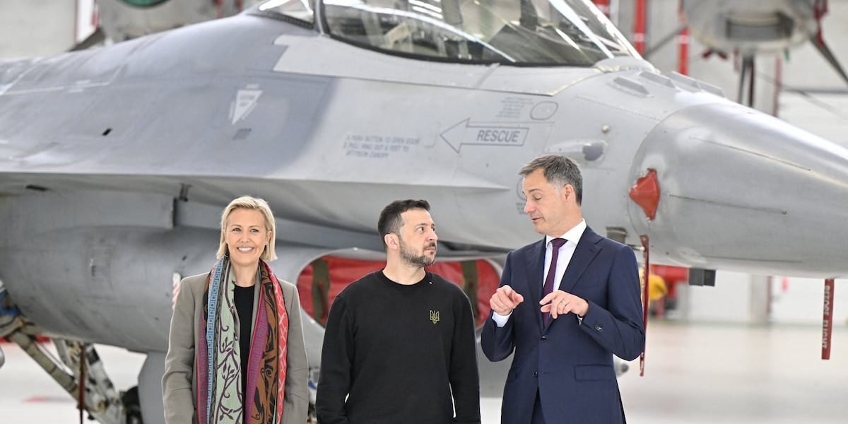 F-16 ucrainean doboară avion rus în premieră, în aer