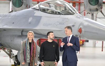 F-16 ucrainean doboară avion rus în premieră, în aer