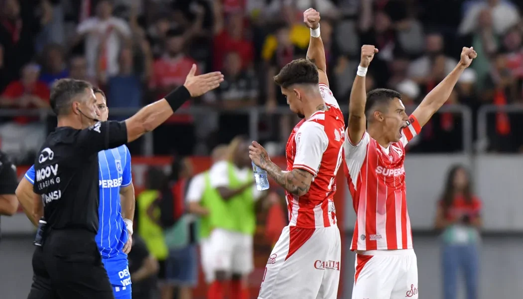 Dinamo, triumf spectaculos: 5-1 cu campioana Craiova