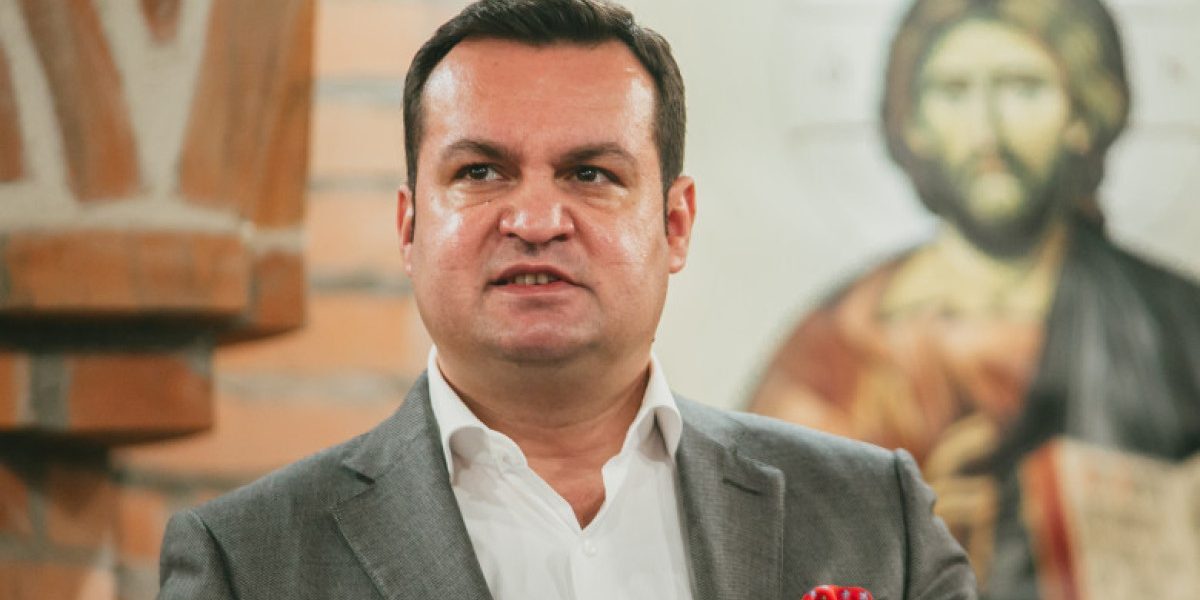 Cherecheș liber condiționat după gratii pentru mită