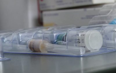 Injecții slăbit pe net, vândute la negru în farmacii