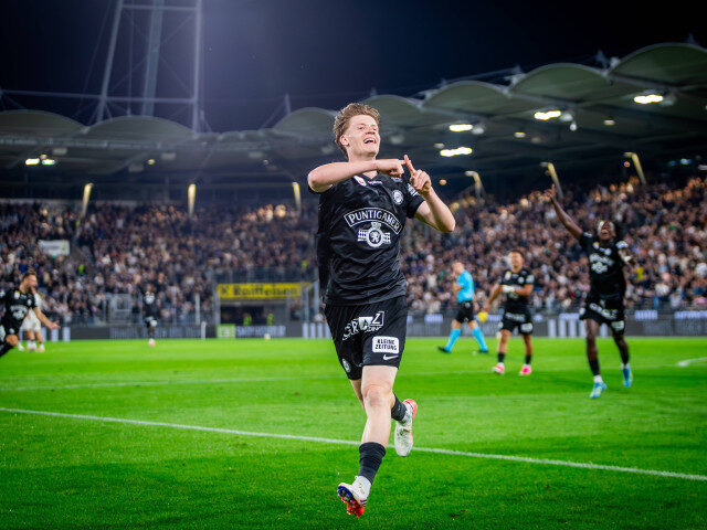 Fotbal prăbușit: 0-4 în UCL, ratat și titlul!