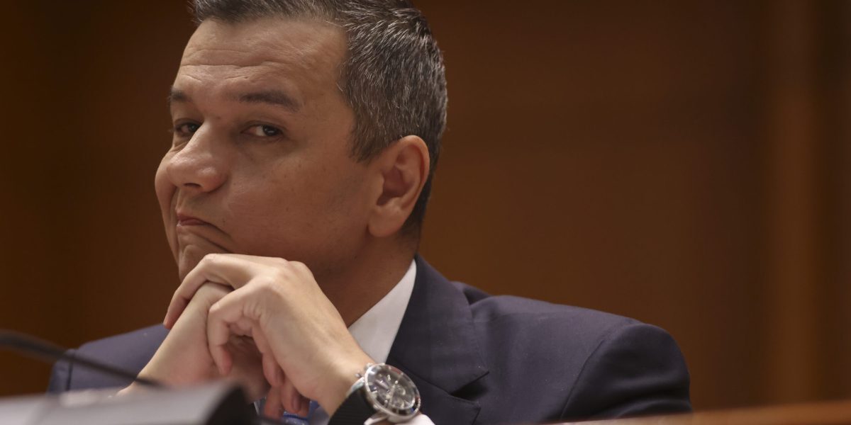 Hashtagii au cuprins țara. Poliția ia atitudine