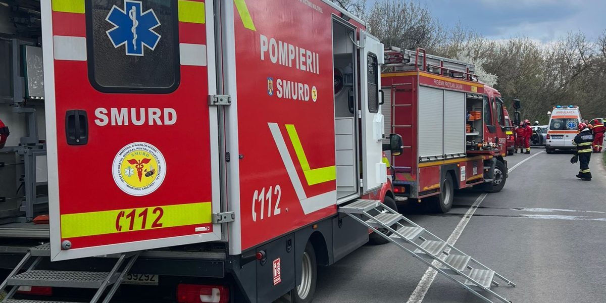 Grav accident în Drajna: Autocar și camion, coliziune, 16 răniți