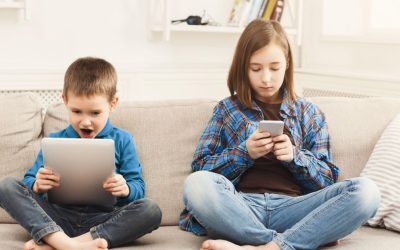 UE impune restricții pentru copiii sub 13 ani pe rețelele sociale