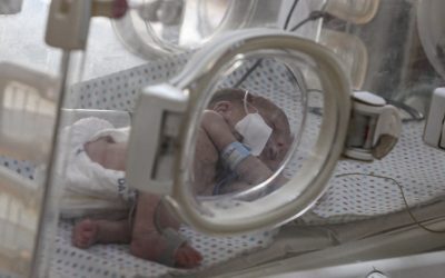 ATI nou-născuți: Medici cer reducerea locurilor, „Nu riscăm viața”