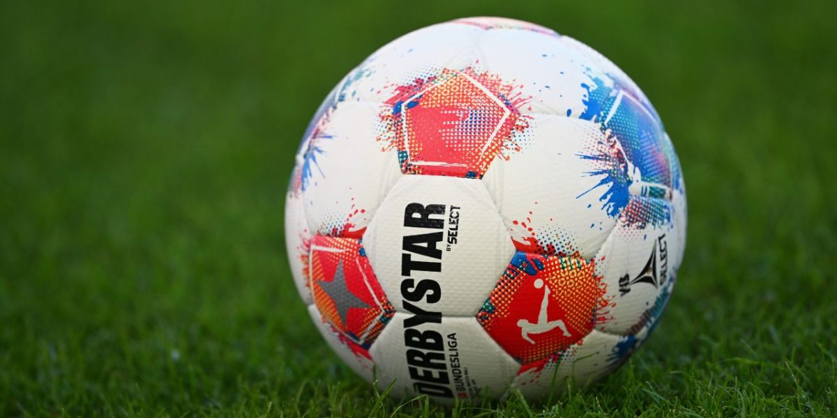 Fotbal: Oferta pentru transferul istoric e pregătită