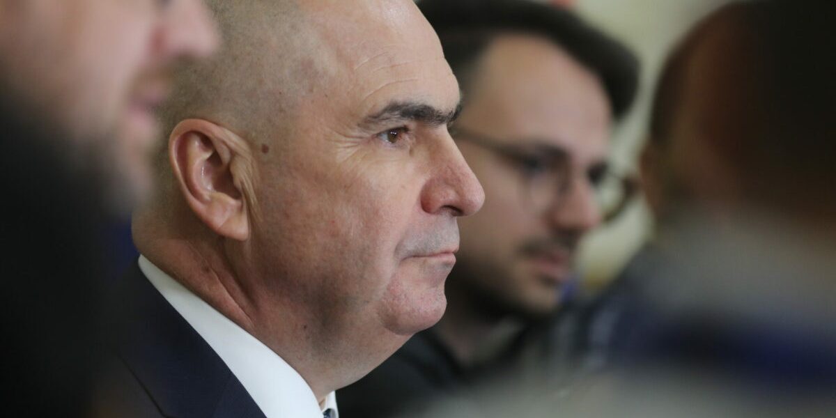 Alianță strânsă: Angajament ferm pentru viitor