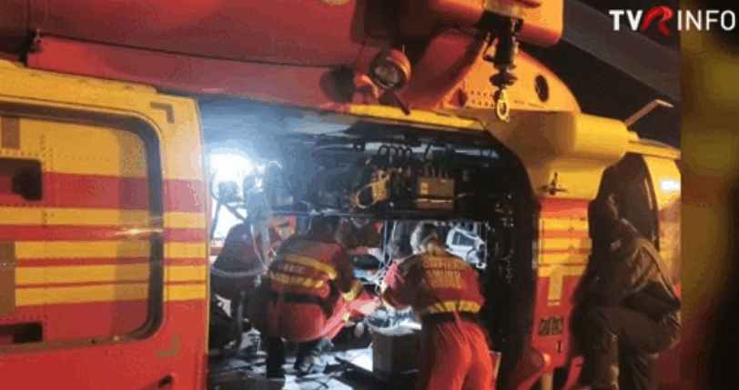 Salvare în SLALOM: TÂNĂRĂ (18 ani) transferată cu elicopterul Black Hawk și ECMO