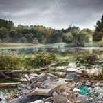 Râuri Maramureș, pline de gunoaie, avertizează prefectul Stauder