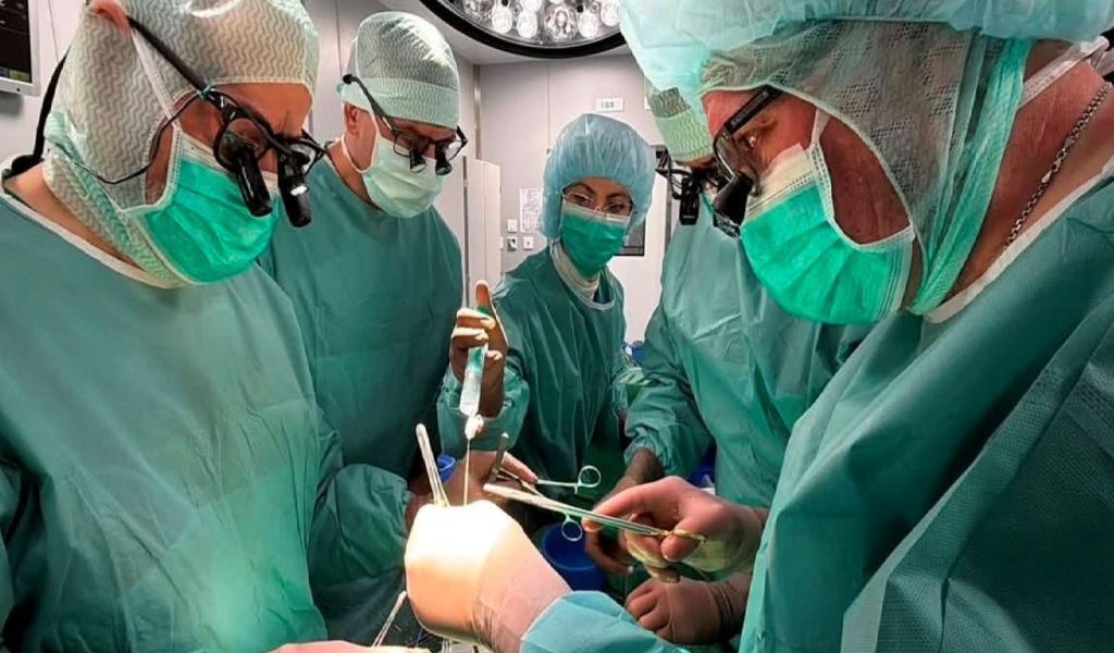 Iași: Primul transpl. Cardiac salvează un bărbat de 44 ani